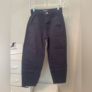 Everlane Barrel Bottoms in Navy